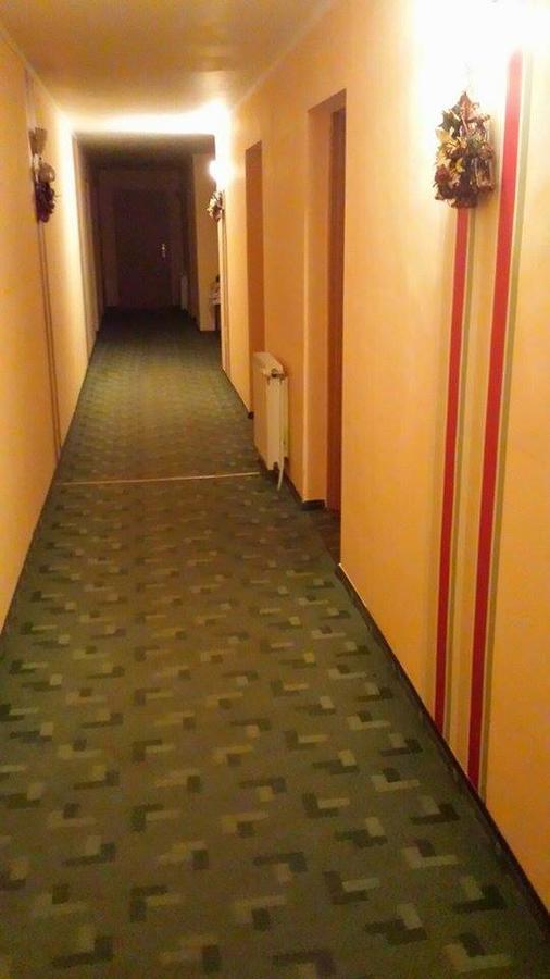 Motel Ioanis Mindruloc ภายนอก รูปภาพ