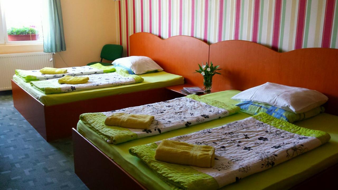 Motel Ioanis Mindruloc ภายนอก รูปภาพ